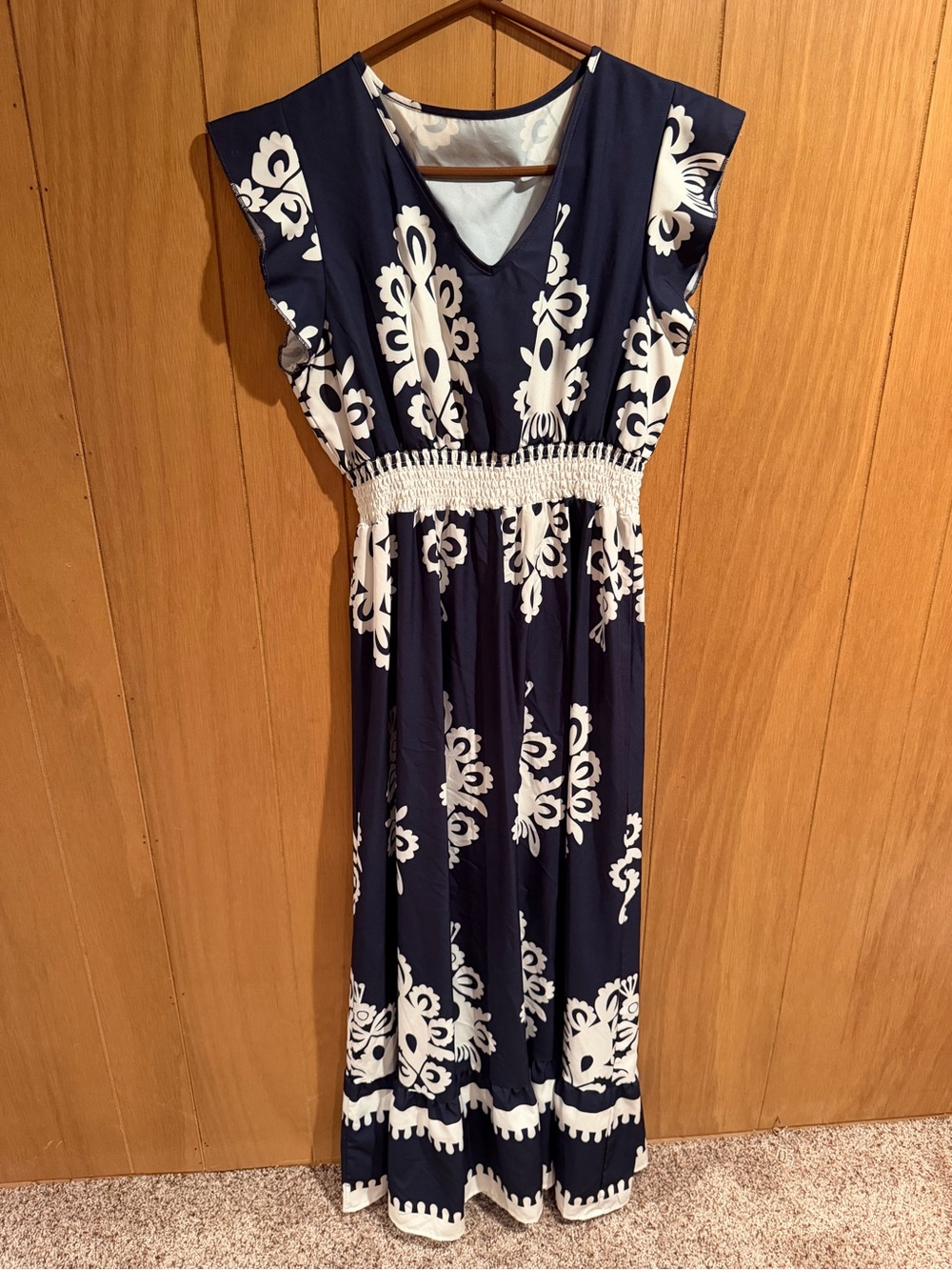 SHEIN Navy and White Floral Maxi Dress with Smocked Waist